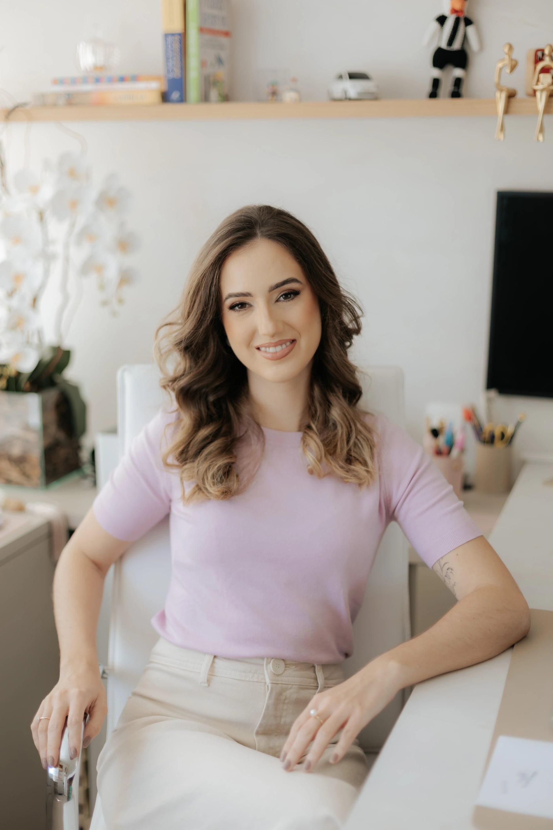 Dra. Bruna Vilela, neuropediatra atenciosa em Belo Horizonte, especialista em TDAH e autismo infantil